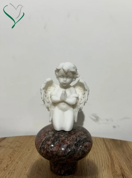 ange à genoux